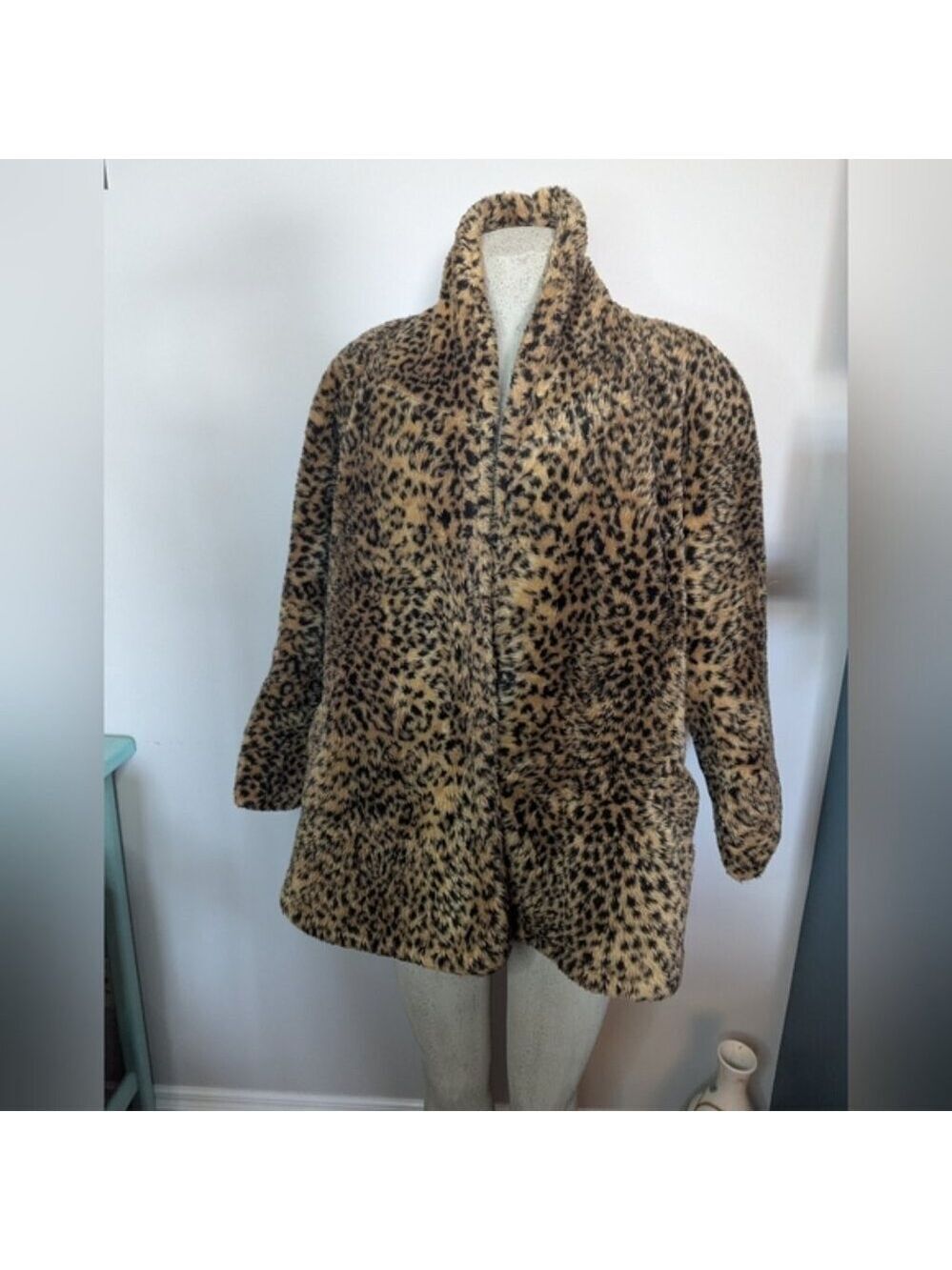 Vintage Marco Collection  leopard swing coat tagged S fits L